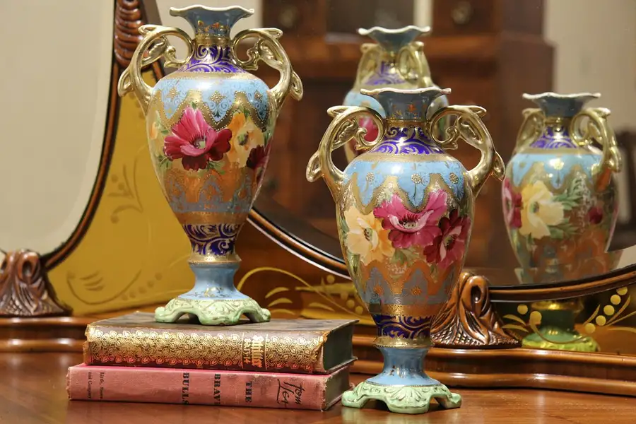 Main image of Pair of Antique 1900 Hand Painted Japanese Vases