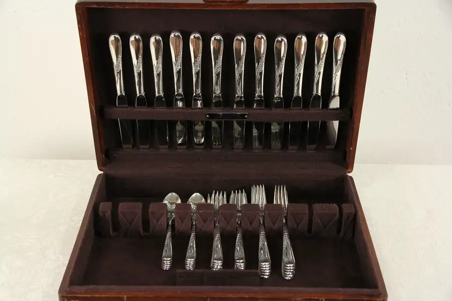 Main image of Wheat by Reed & Barton 48 Pc. Sterling Silver Flatware Set for 12, Chest