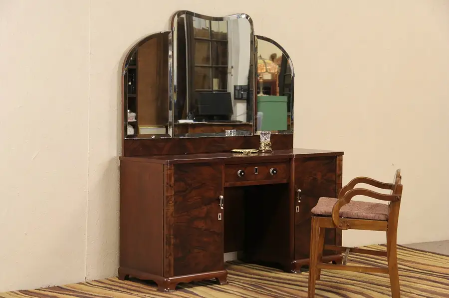 Main image of Italian Art Deco 1930's Vanity, Dressing Table or Desk