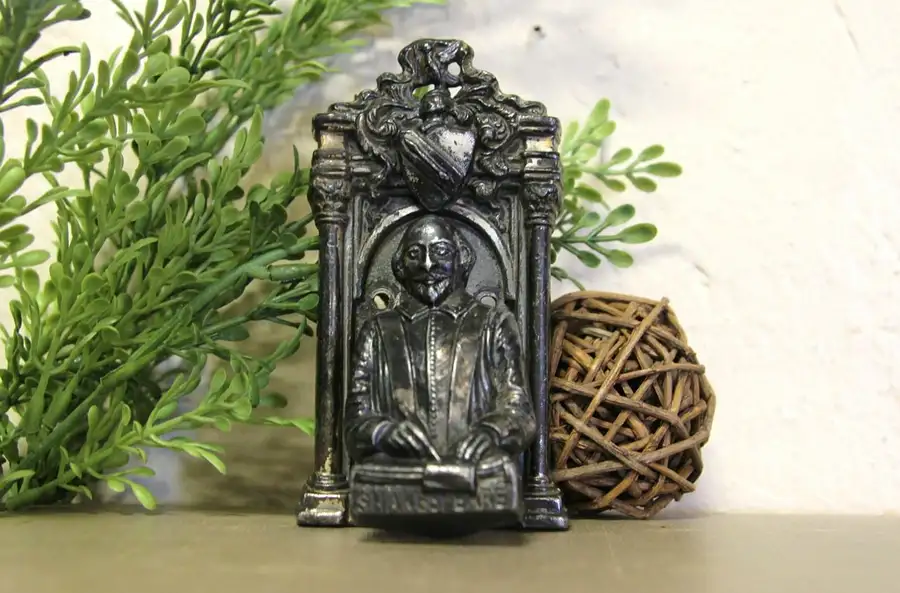 Main image of Vintage Shakespeare's Funerary Monument Door Knocker