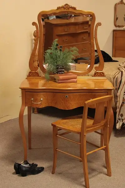 Main image of Birdseye Maple Antique Vanity Desk & Chair