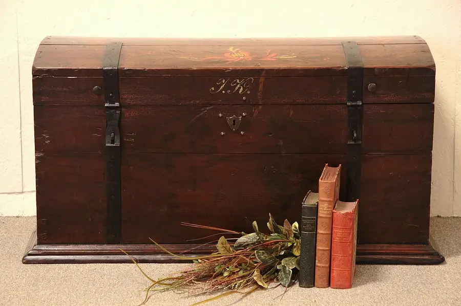 Main image of Immigrant Trunk or Chest, Folk Rosemaling Painted