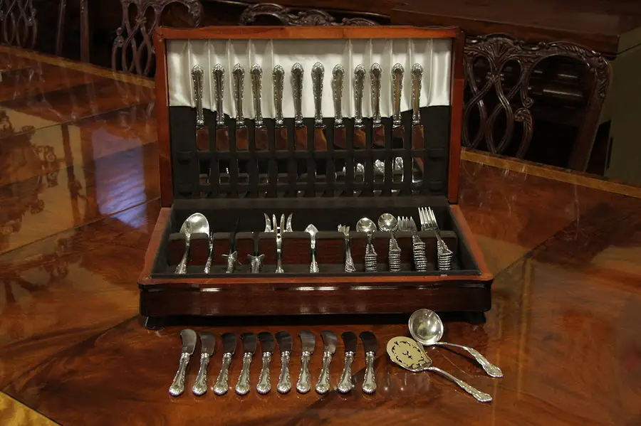 Main image of Reed & Barton Georgian Rose 95 Pc. Sterling Silver