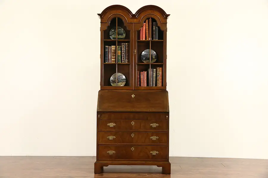 Main image of Henredon Vintage Georgian Style Secretary Desk and Bookcase