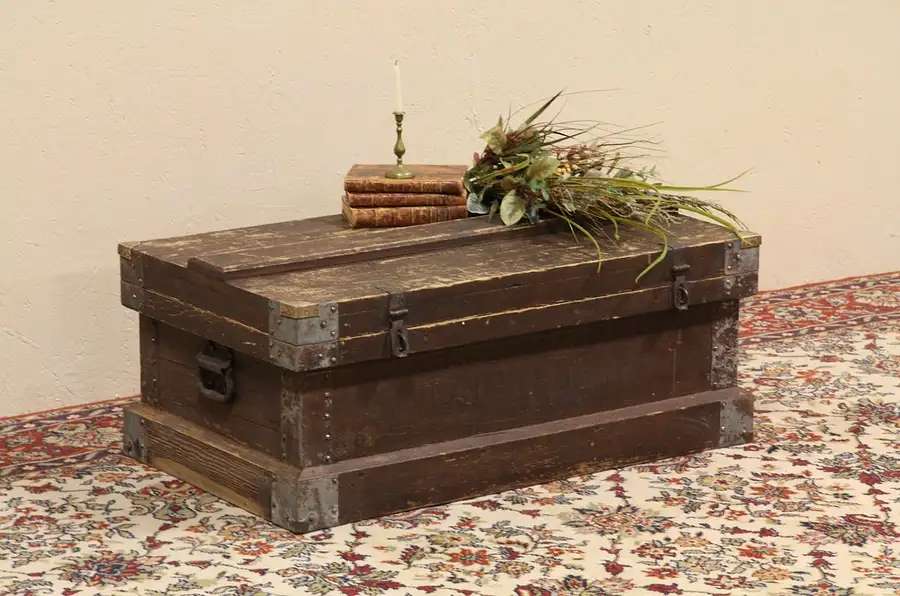 Main image of Carpenter 1900 Antique Tool Chest, Trunk or Coffee Table