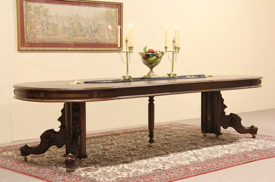 Main image of Victorian Round Pedestal Dining Table, Extends 10'