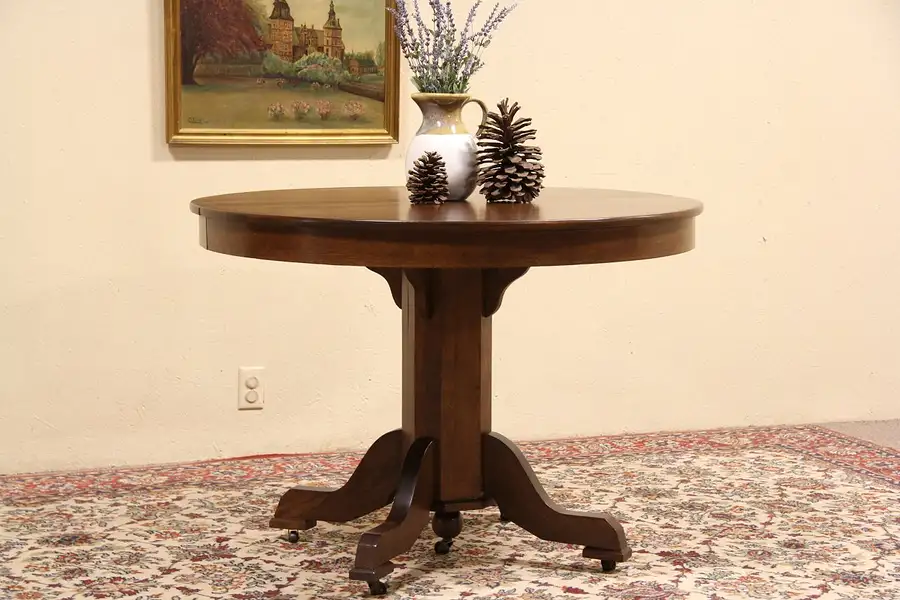 Main image of Round Oak 1900 Antique Pedestal Table, 3 Leaves