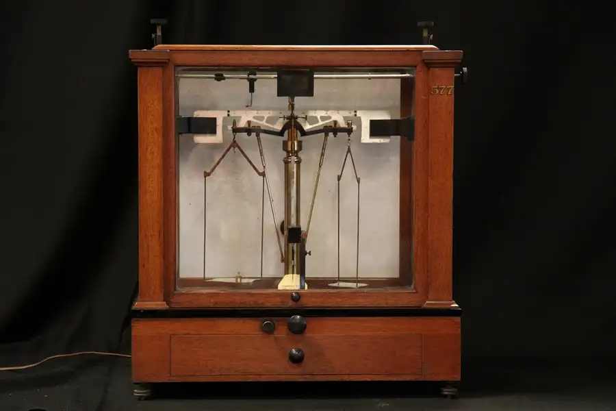 Main image of Christian Becker 1920's Lab or Pharmacy Scale