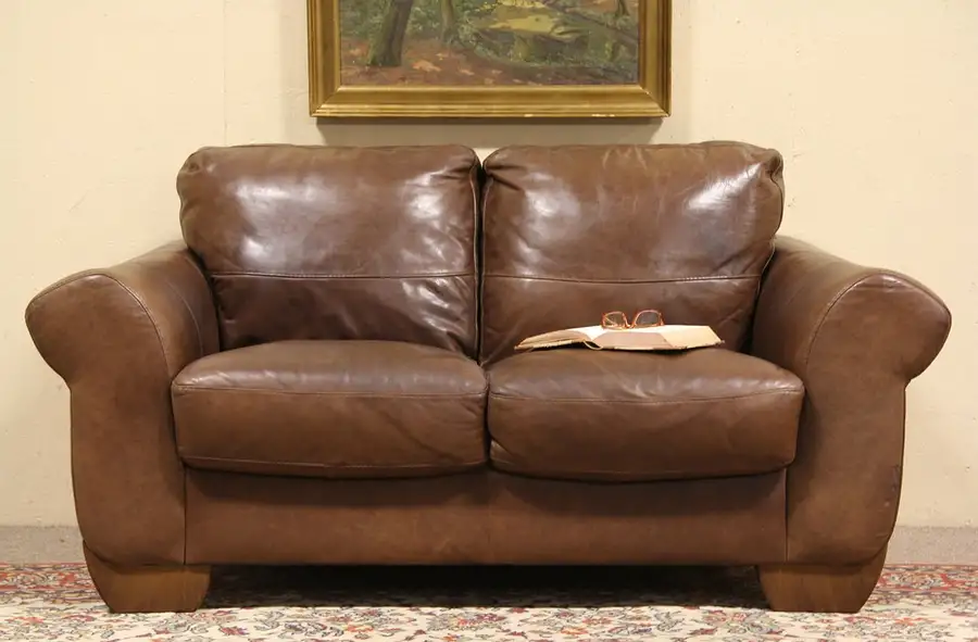 Main image of Sofitalia International Italian Leather Vintage Loveseat