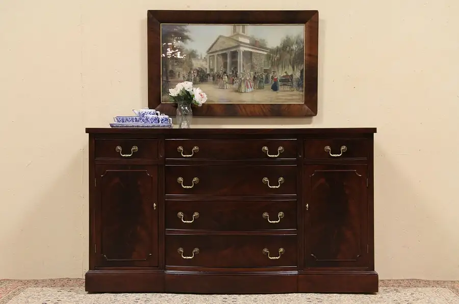 Main image of Bernhardt Traditional Mahogany Sideboard or Buffet