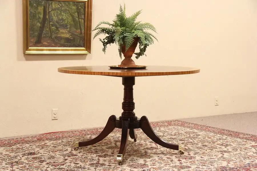 Main image of Baker Round Banded Georgian Center, Breakfast or Dining Table