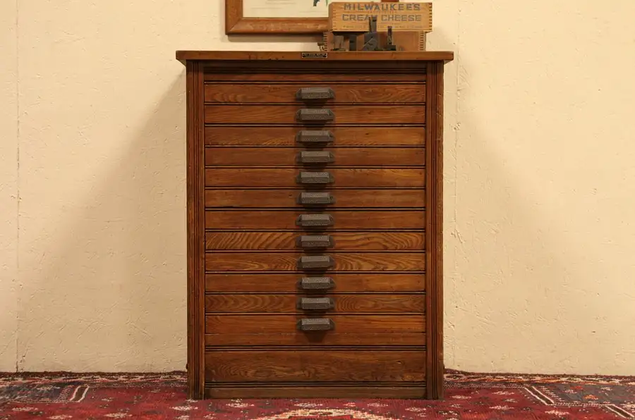 Main image of Tubbs Ludington, MI 1900 Antique Oak Printer File, Collector Case