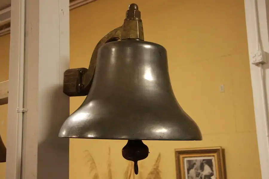 Main image of Ship's Bell 18" Greenberg SF Cal