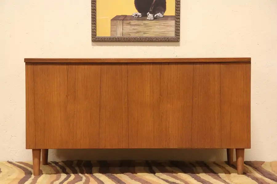Main image of Midcentury Danish Modern Teak Trunk, Blanket Chest or Bench