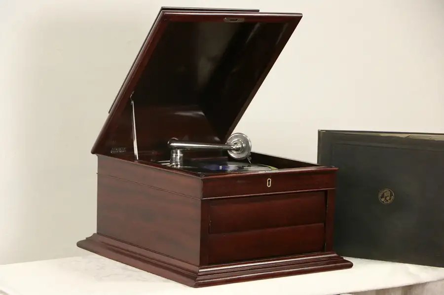 Main image of Columbia 1915 Antique Tabletop Wind Up Mahogany Phonograph Record Player