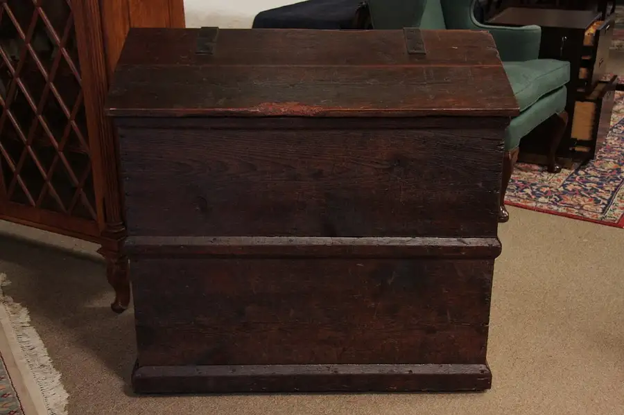 Main image of Primitive Country Pine Wood Bin, 1860