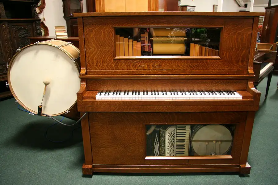 Main image of Nickelodeon Player or Orchestra Piano Oak 1917
