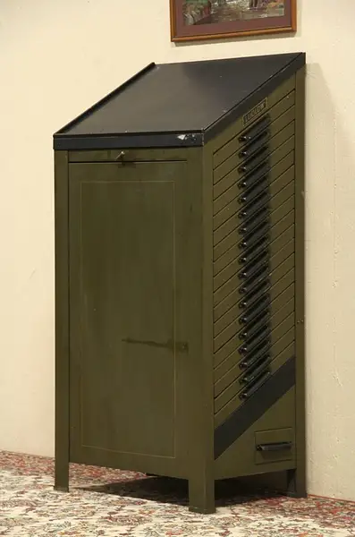 Main image of Ludlow Typesetter Desk & Printer File, 22 Right Hand Drawers