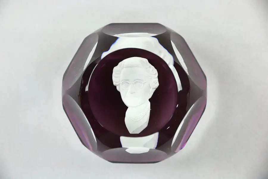 Main image of Baccarat Evangeline Bergstrom Sulphide Paperweight
