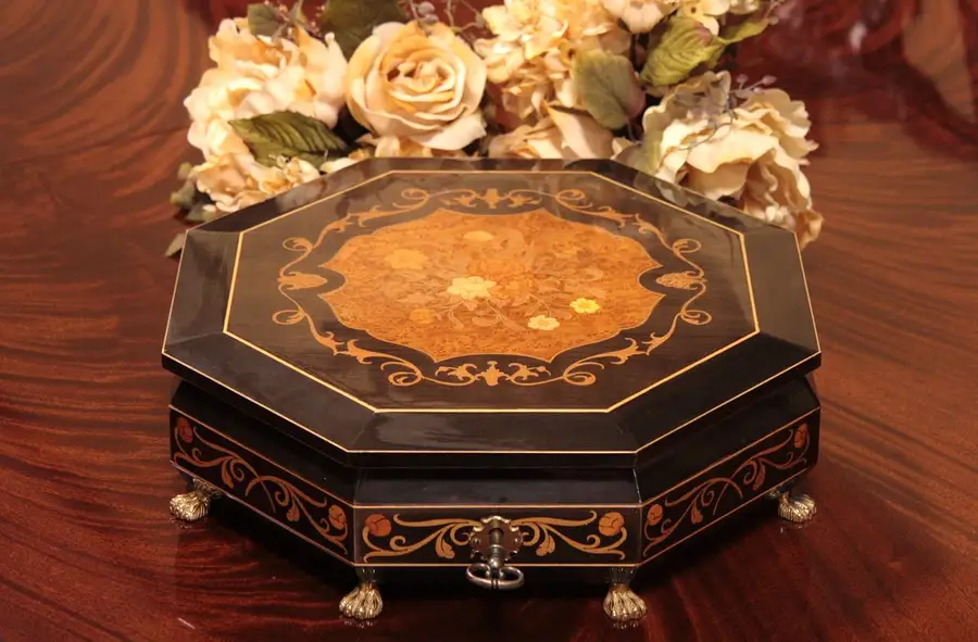 Main image of Reuge Swiss Music Box Marquetry Jewelry Box