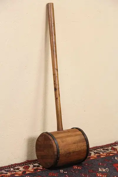 Main image of Navy Giant Oak Mallet, Signed U.S. Gov't, Walnut Hill, Ind.