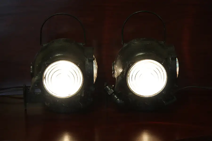 Main image of Pair 1924 Pyle Railroad Lanterns, Green Flip Lenses