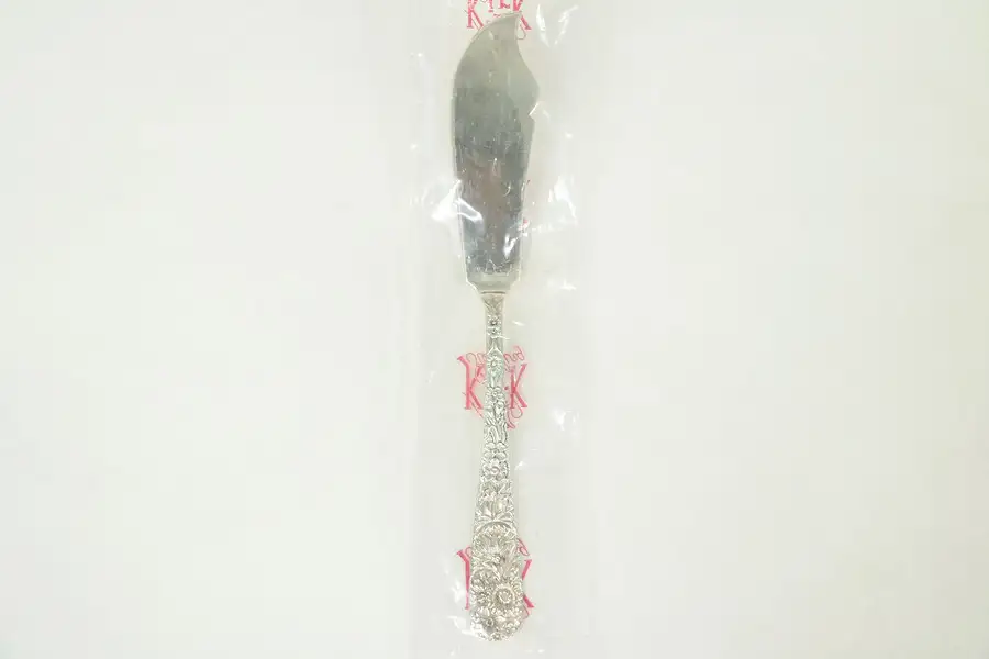 Main image of Repousse Kirk Stieff Sterling Silver Master Butter Knife, New in Bag