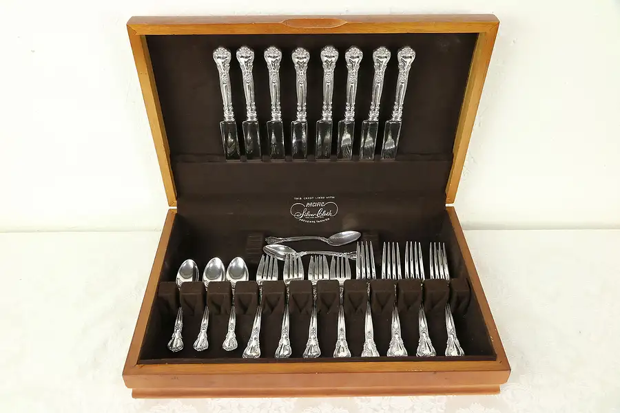 Main image of Chantilly Gorham Sterling Silver 32 pc Set for 8, Mono, Chest