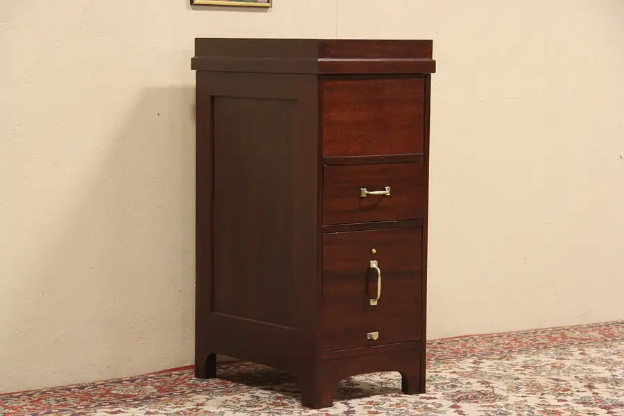 Main image of Automatic of Green Bay Mahogany 1912 File Cabinet