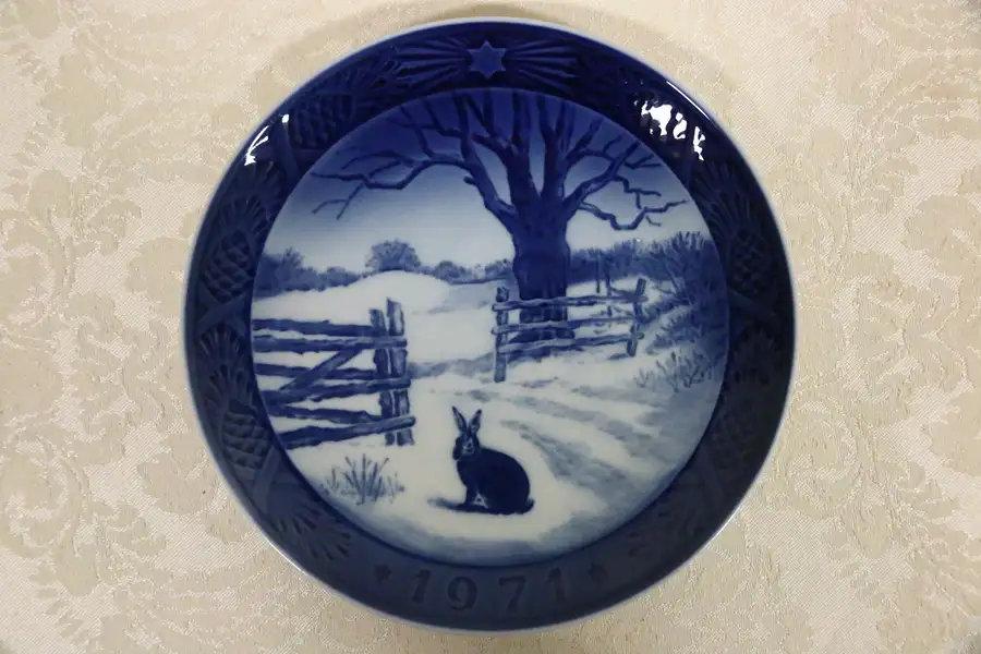 Main image of ROYAL COPENHAGEN Christmas Plate 1971 Rabbit / Hare in Winter