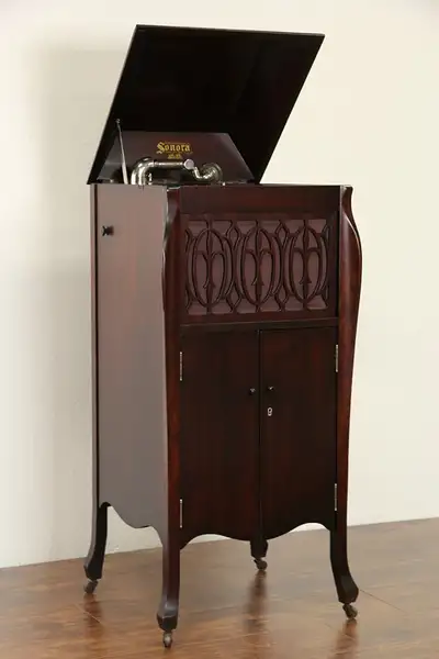 Main image of Sonora Windup Antique 1915 Phonograph Record Player