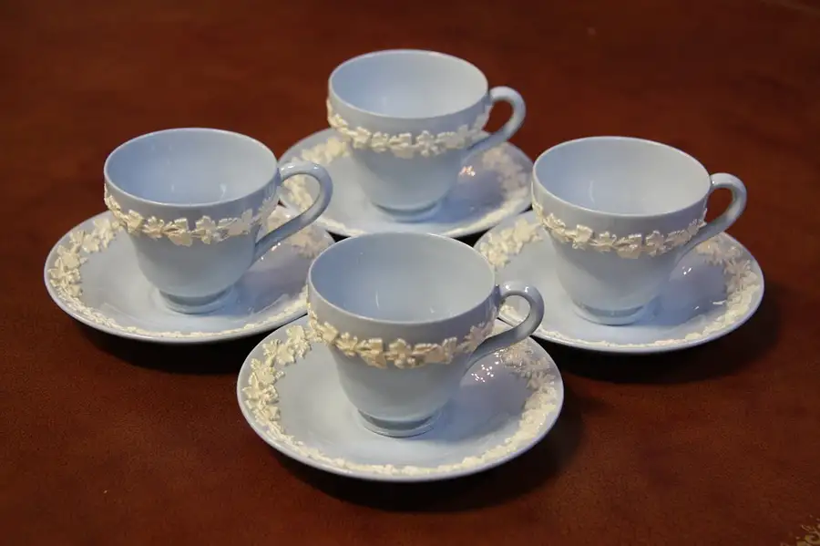 Main image of Set of 4 Wedgwood Queensware Espresso Cups & Saucers
