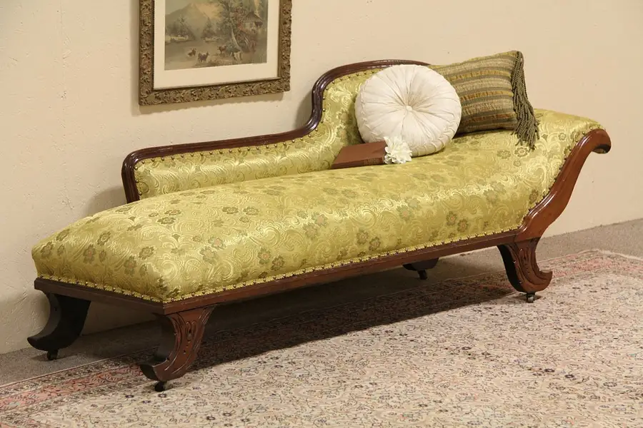 Main image of Recamier, Lounge or Antique Fainting Couch