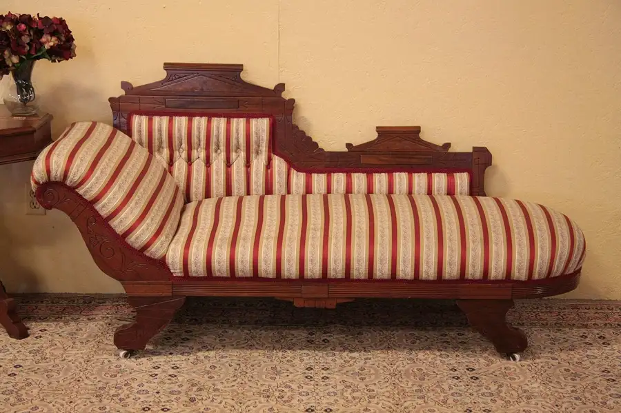 Main image of Victorian Eastlake Chaise or Fainting Couch