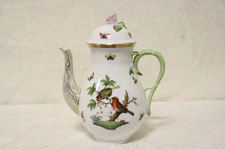 Main image of Herend Rothschild Bird 10" Coffee Pot, Pink Rose