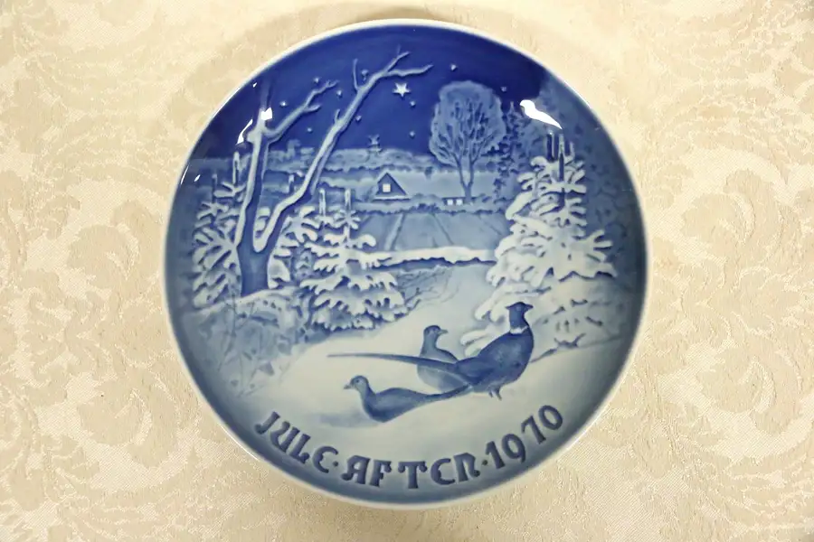 Main image of B&G Collector Plate Pheasants Snow Christmas Copenhagen Porcelain Denmark 1970