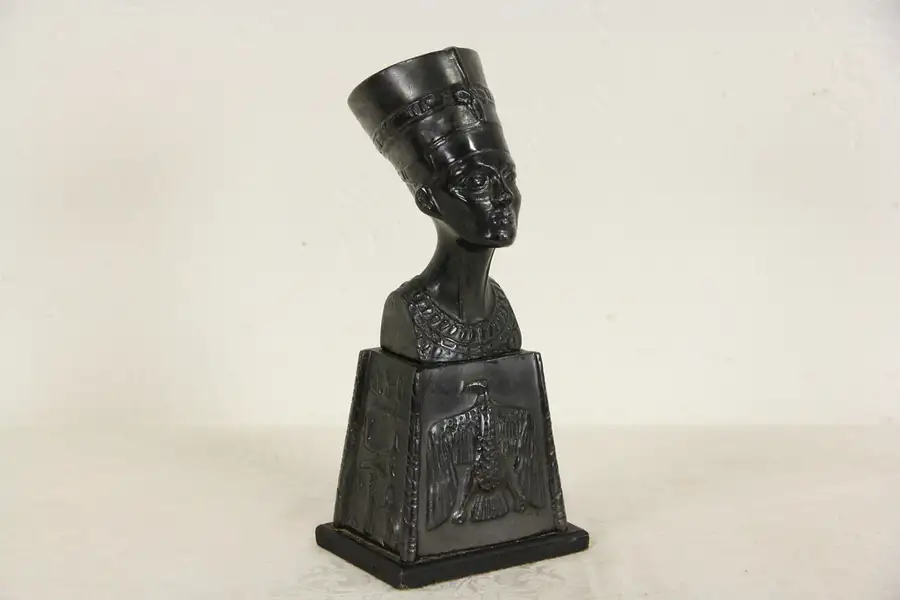 Main image of Nefertiti 1900's Antique Bust, Egyptian Queen of Akhenaten