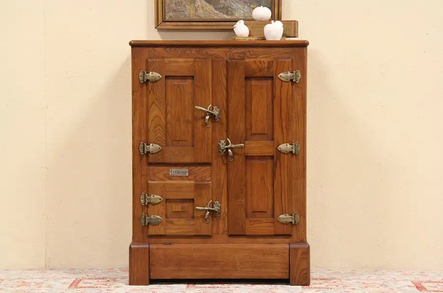 Main image of Oak 1900 "Evercold" Antique Ice Box