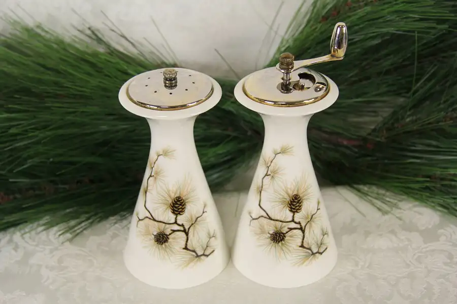 Main image of Lenox Pine Pattern Salt Shaker & Pepper Grinder Set