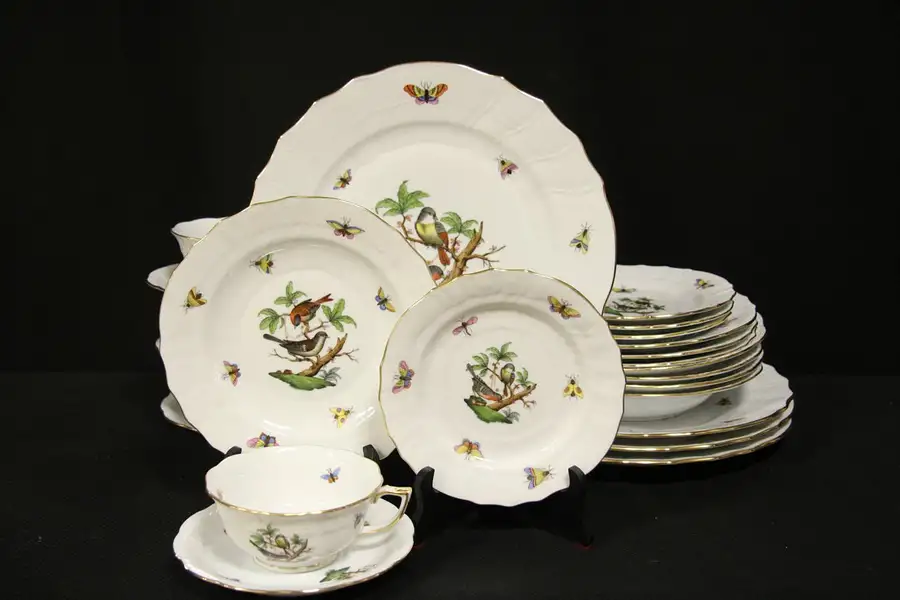 Main image of Herend Rothschild Bird China Set of Four 6 Pc. Place Settings