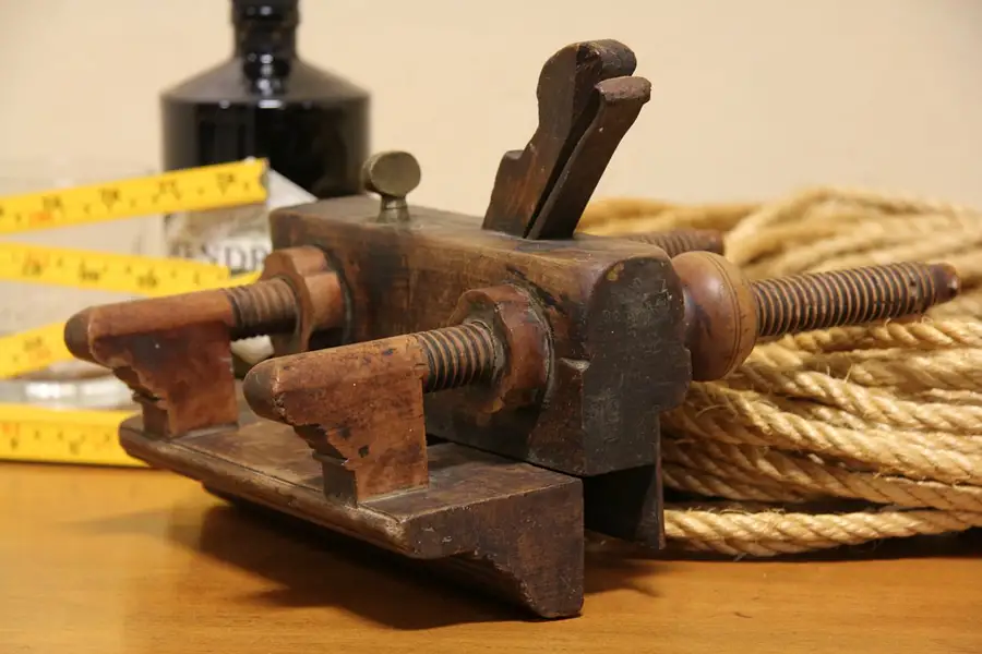 Main image of Hardwood Antique 1880 Adjustable Plow Plane