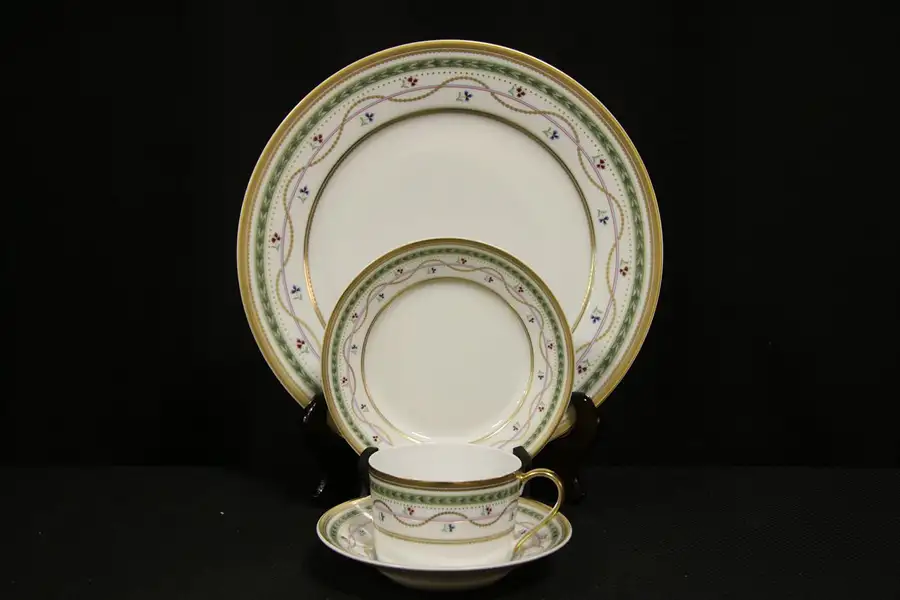 Main image of Faberge Limoges China 4 Pc, Place Setting Luxembourg Pattern