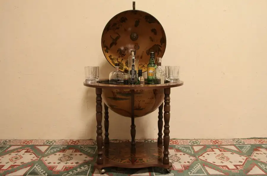 Main image of World Globe Antique Replica Liquor Cabinet
