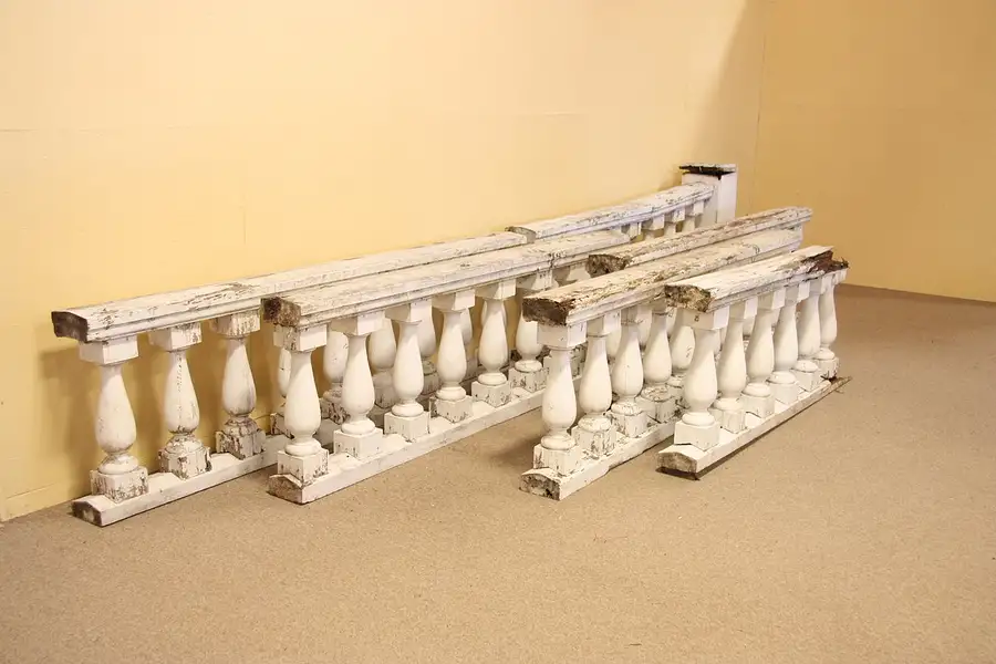 Main image of Pine 40' Porch Railing, 49 Urn Baluster Spindles