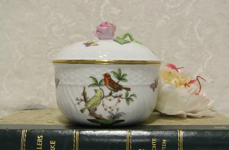 Main image of Herend Rothschild Bird Covered Bowl #1