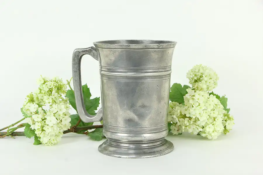 Main image of Pewter Antique English Quart Tankard or Mug, Castle Hotel Eltham B1