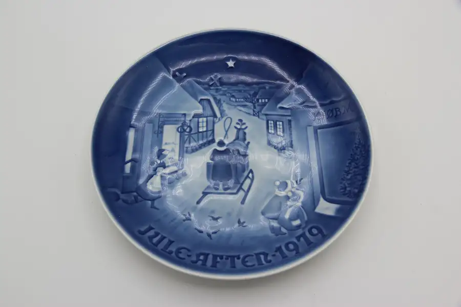 Main image of Bing and Grondahl Christmas Plate, White Christmas, 1979