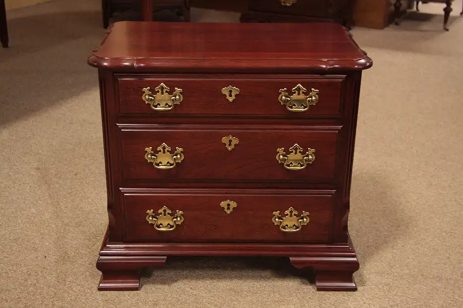 Main image of Pennsylvania House Cherry Silver or Jewelry Chest