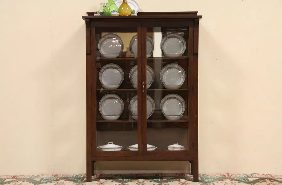 Main image of Arts & Crafts 1900 Antique Mission Oak China Cabinet