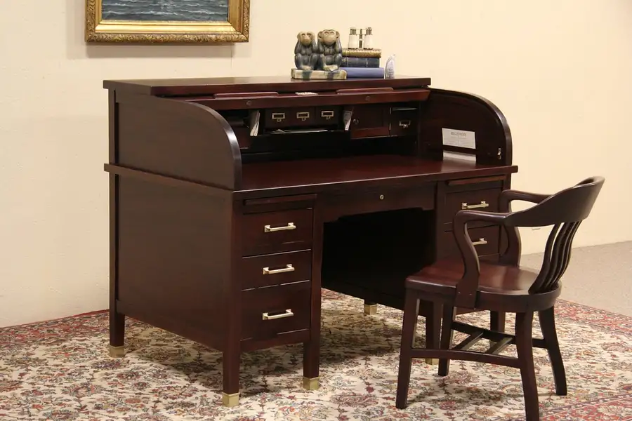 Main image of Clemco Chicago Arts & Crafts Antique 1910 Mahogany Roll Top Desk